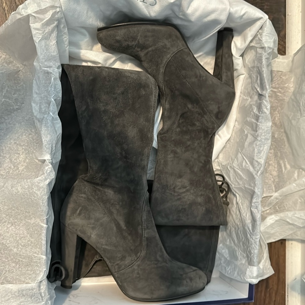 Stuart Weitzman Highland Slate Suede Size 37 - image 5